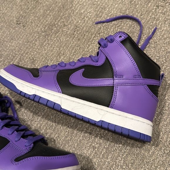 Nike men’s size 6 Purple and Black Sneakers - Picture 3 of 6